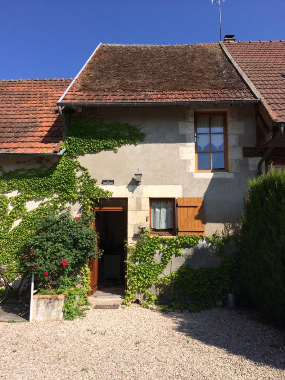Chambres D'Hotes D'Albertine Lere Zewnętrze zdjęcie